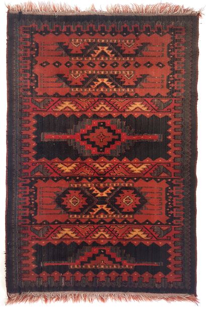 null Mechanical carpet with red background and Caucasian geometric motifs

138 x...