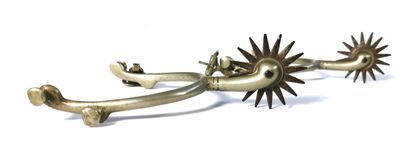 null Pair of spurs in wrought iron and metal

Late 19th - early 20th century

L....