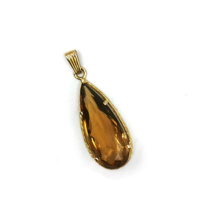 null Pendant decorated with an important facetted piriform citrine, the setting in...