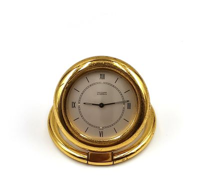 null Van Cleef Arpels

Gilt metal travel clock, silver dial with Roman numerals

Signed...