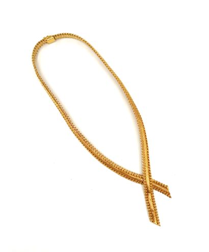 null Necklace flexible ribbon with woven mesh in yellow gold 18K (750 thousandths)...