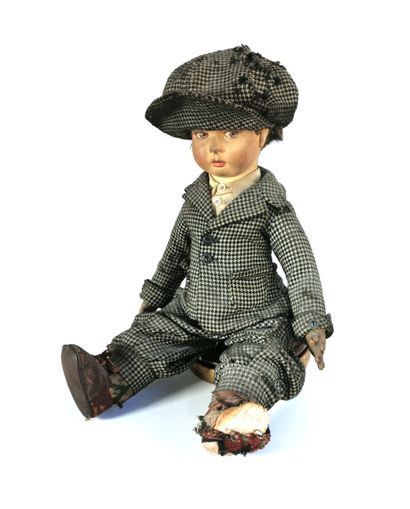 null Gavroche doll in boiled and painted cardboard, cloth clothes

H. 34 cm

Accidents...