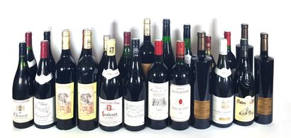null Lot of twenty-four bottles of red wine from various terroirs and various vintages...