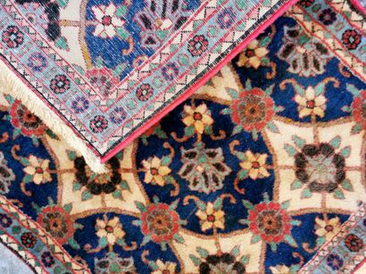 null Lot of three carpets

A and B : Pair of Ardebil rugs (Iran) circa 1975 with...