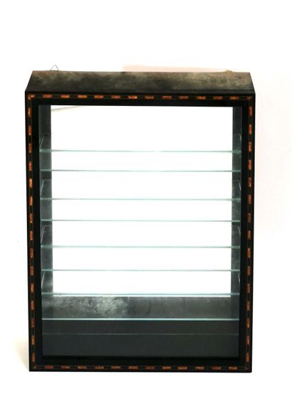 null Dutch style wall display case in varnished wood decorated with a frieze of cubes...