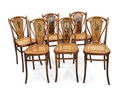null JACOB JOSEF KOHN WIEN FABRICANT/ÉDITEUR

Suite de 6 chaises en bois courbé....
