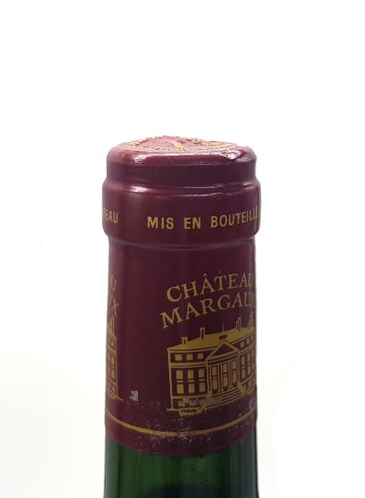 null 1 bouteille Château Margaux 1985, GCC1 Margaux (T.L.B) (e.a à e.t ; c.l.a)