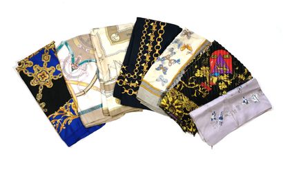 null Sept foulards en soie

Usures d'usage