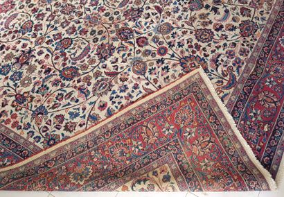 null Meched (Iran) around 1960/1970.

Technical characteristics : Velvet in lambswool...