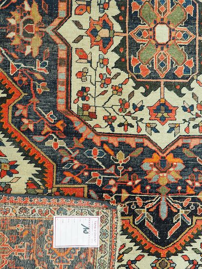 null Old and late Tabriz djaffer - Iran

Early 20th century

Size : 200 x 132 cm

High...