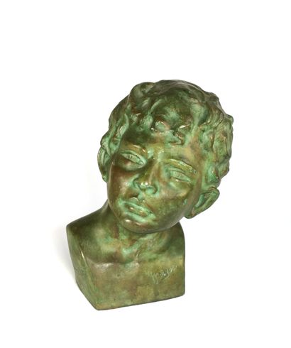 null CARRON (School of the XXth century)

Mowgli

Bust in bronze with brown/green...