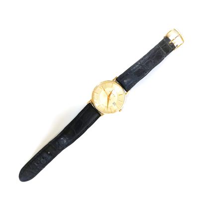 null MATY, bracelet watch of man, the case in yellow gold 18K (750 thousandths)

Leather...