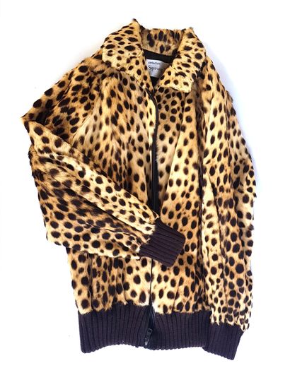 SPRUNG FRÈRES Paris

Fur jacket with leopard...