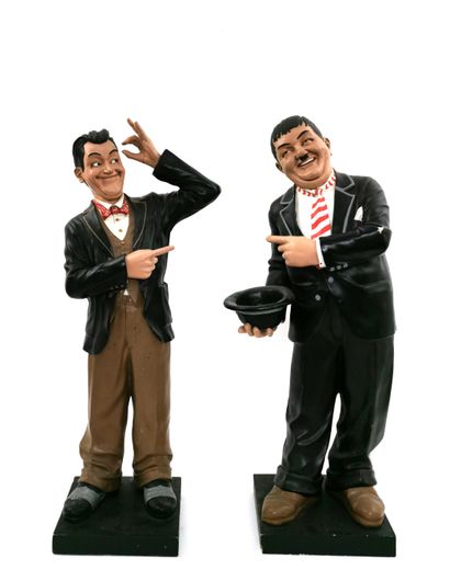 null LAUREL HARDY

Pair of polychrome resin statues representing the famous comic...