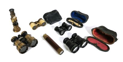 null Four pair of binoculars early XXth century (optics working) 

A long view and...
