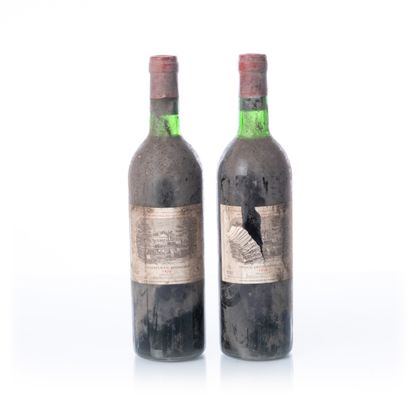 null 2 bouteilles CHÂTEAU LAFITE ROTSCHILD

Année : 1976

Appellation : GCC1 PAUILLAC...
