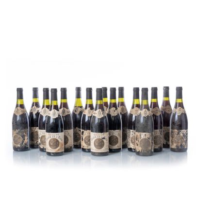 null 16 bouteilles BEAUNE Cuvée Clos de l'Écu

Année : 1985

Appellation : JABOULET...