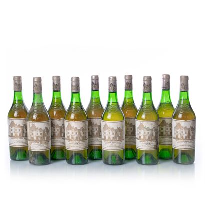 10 bouteilles CHÂTEAU HAUT-BRION Blanc 
Année...