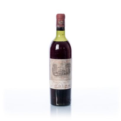 null 1 bouteille CHÂTEAU LAFITE ROTSCHILD

Année : 1952

Appellation : GCC1 PAUILLAC...