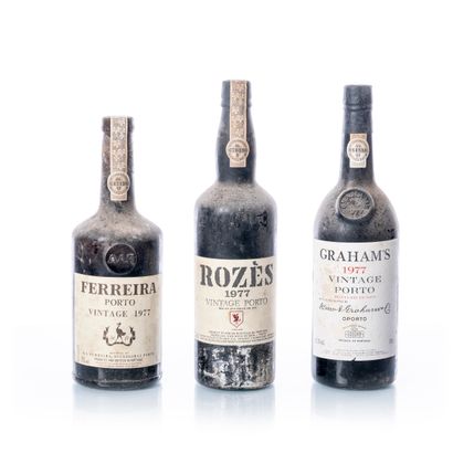 null 3 bouteilles PORTO Vintage

Année : 1977

Appellation : FERREIRA / ROZES / GRAHAM'S

Remarques...