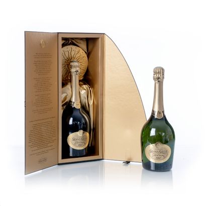 null 2 bottles CHAMPAGNE - LAURENT PERRIER GRAND SIÈCLE in their boxes

Year : 1990

Appellation...