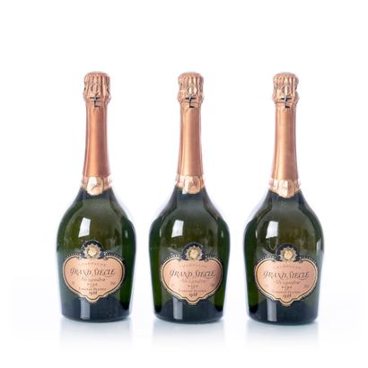 null 3 bouteilles CHAMPAGNE Rosé - Alexandra Grand Siècle

Année : 1988

Appellation...