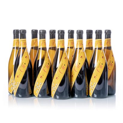 null 11 bottles PROVENCE Clos Mireille Blanc de Blanc

Year : 2001

Appellation :...
