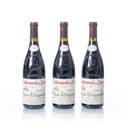 null 3 bottles CHÂTEAUNEUF-DU-PAPE 

Year : 1998

Appellation : Domaine du VIEUX...