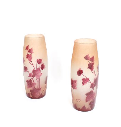 null LEGRAS, 

Pair of vases of form roll with central bulge out of frosted multi-layer...