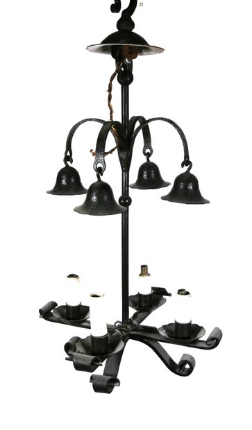 null Hanging lamp in wrought iron with four lights

H. 68 cm