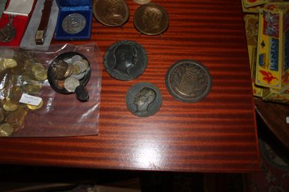 null Lot including coins (some silver), bills, medals, tokens, pins and watch