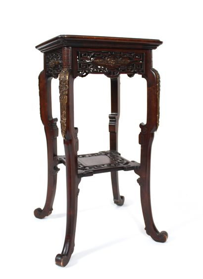 null Gabriel VIARDOT (1830-1904)

Mahogany japanese saddle with curved legs ending...