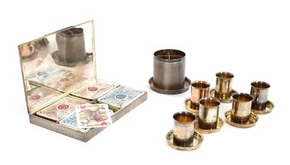 null HERMÈS House

Silver and gilt game set including a box for playing cards, six...