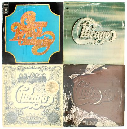 null CHICAGO

Set of four 33 T. albums including :

- Movin'On, CBS (double album)

-...