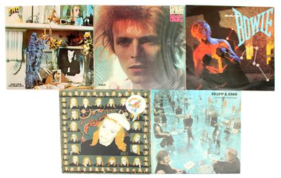 null ROCK POP

Set of five 33 T. albums including :

- DAVID BOWIE - Space Oddity

-...
