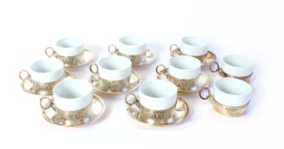 null Manufacture HAVILAND - LIMOGES

Suite de dix tasses à thé en porcelaine, les...