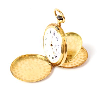 null LIP 

Pocket watch in 18K yellow gold (750 thousandths), white enamel dial with...