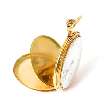 null Pocket watch in yellow gold 18K (750 thousandths) round case, white enamelled...