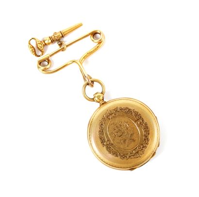 null Pocket watch in 18K yellow gold (750 thousandths), white enamelled dial with...