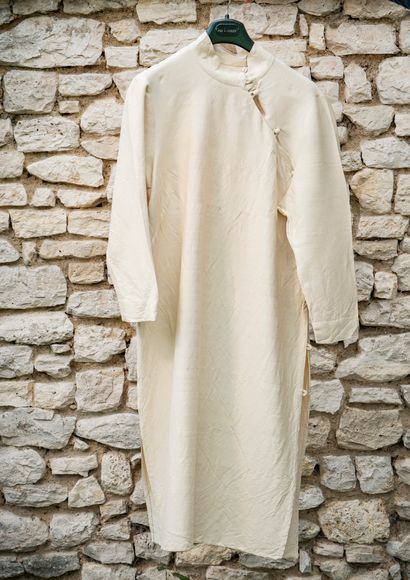 null ANONYMOUS

Chinese tunic