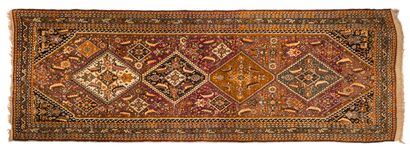 Kashgai (Persia) gallery carpet, late 19th...