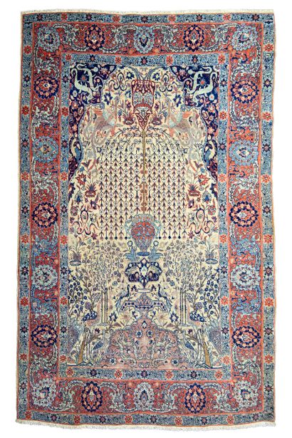 null Original tapis TABRIZ (Perse), fin du 19e siècle
Dimensions : 201 x 140cm.
Caractéristiques...