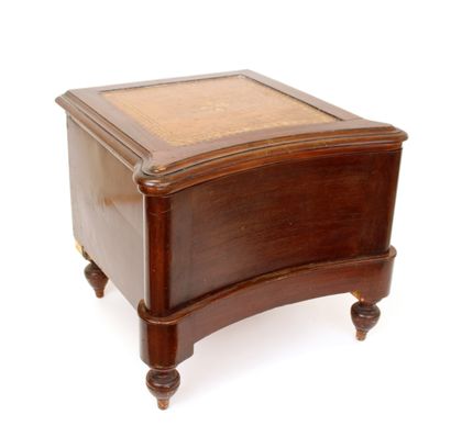 null English convenience in turned and molded mahogany with double flaps, the first...