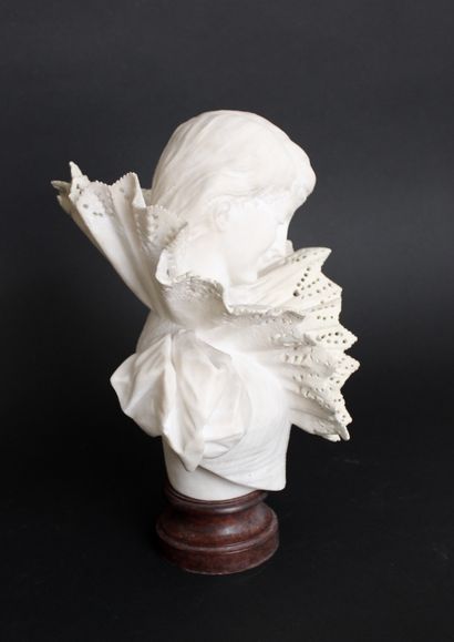 null School of the end of the 19th century
Bust of an elegant lady in Carrara marble...