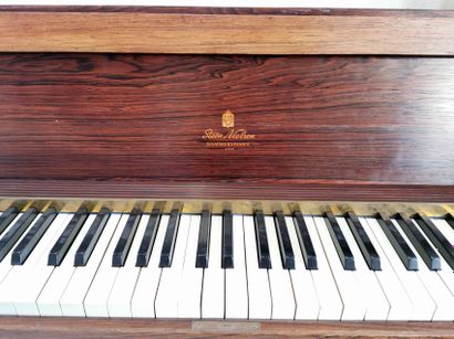 null Piano STEEN NIELSEN Hammerspinet
Pianoforte / harpsichord with a rosewood case,...