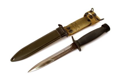 null American commando knife model US-M8AI
With its belt sheath
L. 34 cm