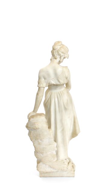 null Ferdinando VICHI (1875-1945)
Jeune femme pensive
Sculpture en marbre de Carrare...