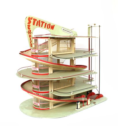 null Garage Station-service CHARLY’S 1955 – 1960 à 3 étages, avec monte voitures,...