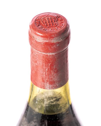 null 1 bouteille CHÂTEAU RAYAS
Année : 1979
Appellation : CHÂTEAUNEUF-DU-PAPE
Remarques...