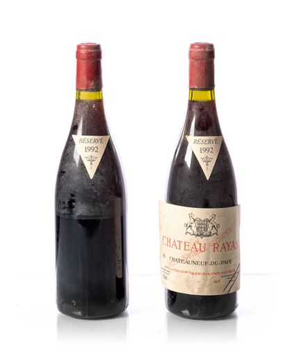 null 2 bouteilles CHÂTEAU RAYAS
Année : 1992
Appellation : CHÂTEAUNEUF-DU-PAPE
Remarques...